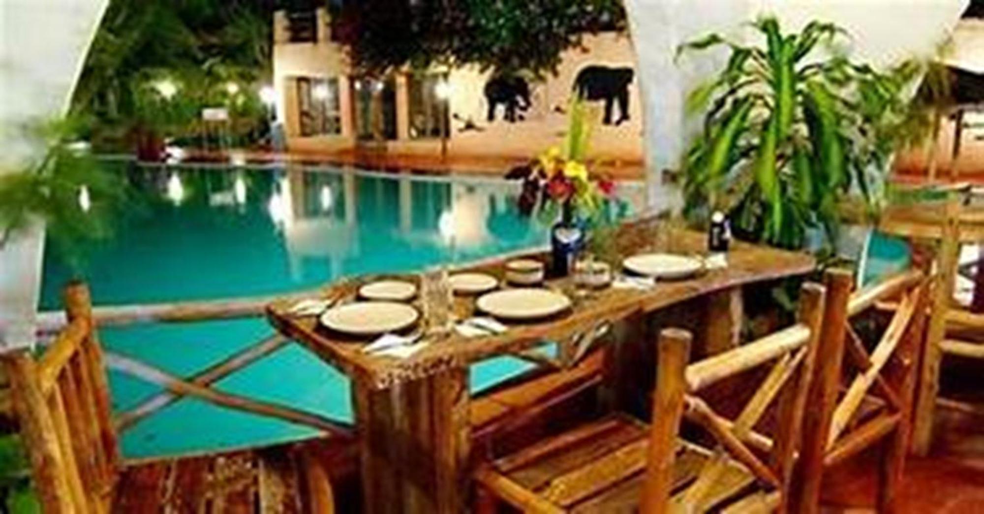 The Country Club Wildlife Resorts Bandipūr Buitenkant foto