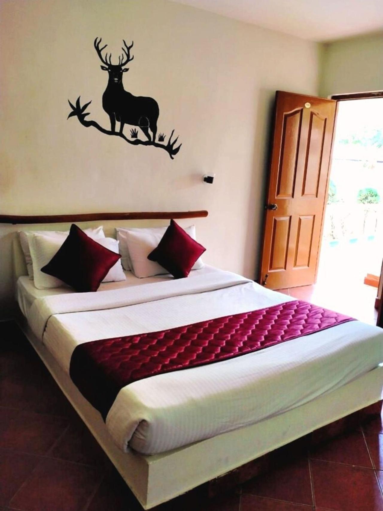The Country Club Wildlife Resorts Bandipūr Buitenkant foto